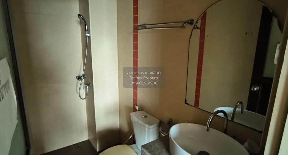 For sale 1 bed townhouse in Huai Khwang, Bangkok