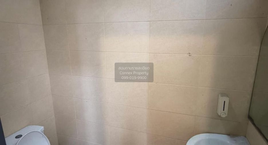 For sale 1 bed townhouse in Huai Khwang, Bangkok
