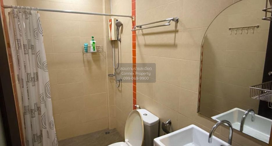 For sale 1 bed townhouse in Huai Khwang, Bangkok