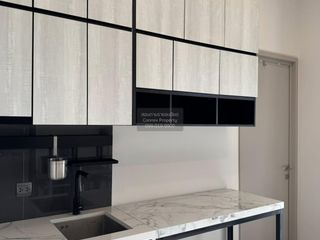 Продажа 1 кровать кондо в Пхра Кханонг, Бангкок
