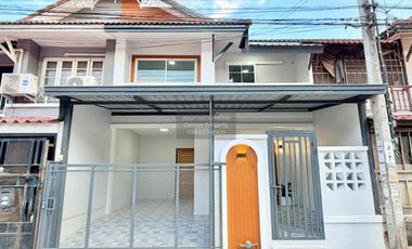出售 3 卧室 联排别墅 在 Bang Bua Thong, Nonthaburi
