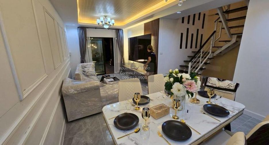 For sale 3 bedrooms townhouse in Khlong Luang, Pathum Thani