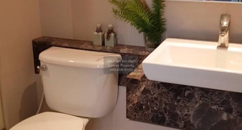 For sale 1 bed condo in Khlong San, Bangkok