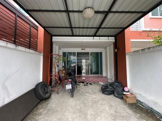 出售 2 卧室 联排别墅 在 Bang Lamung, Chon Buri