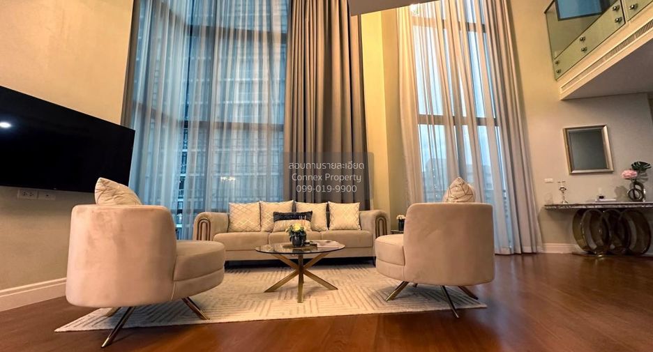 For sale 3 bedrooms condo in Khlong Toei, Bangkok