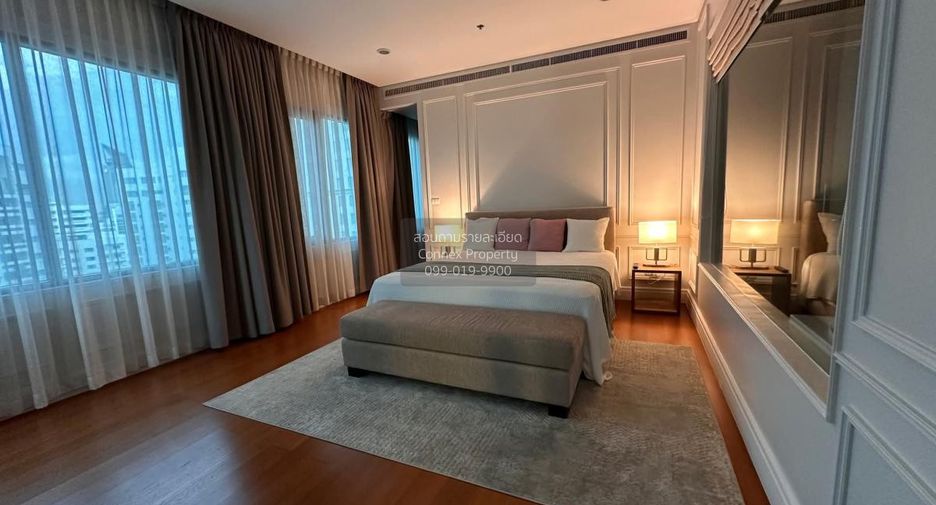 For sale 3 bedrooms condo in Khlong Toei, Bangkok
