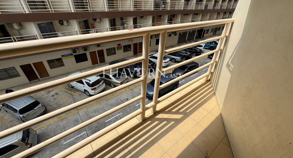 For sale studio condo in Bang Lamung, Chonburi
