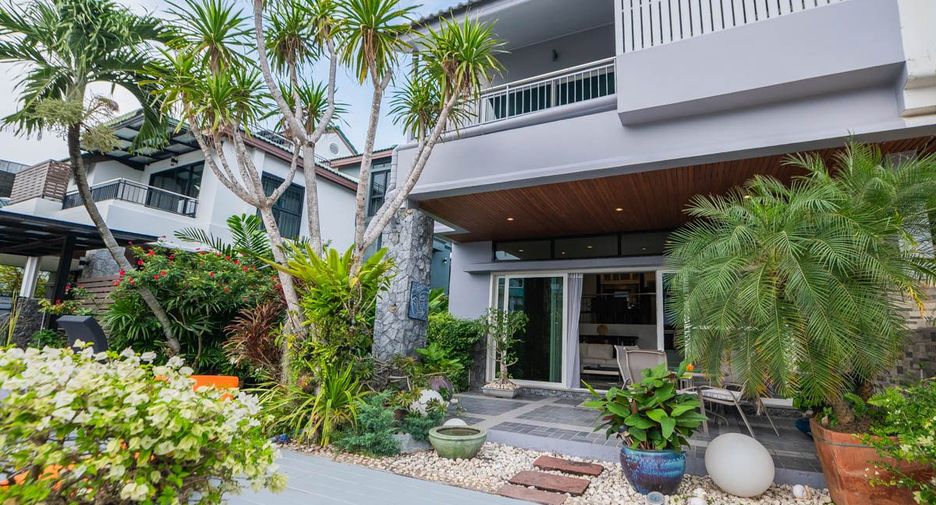 For sale 3 bedrooms house in Sattahip, Chonburi