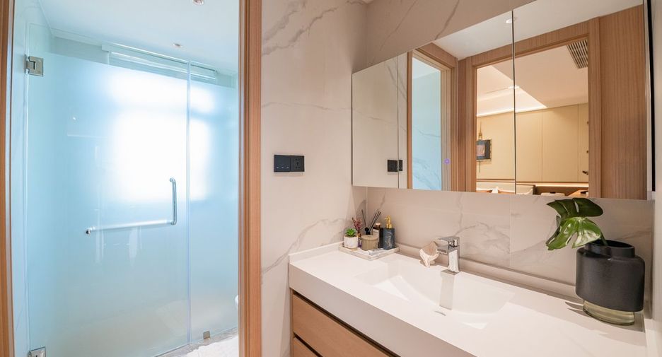 For sale 3 bedrooms condo in Sattahip, Chonburi