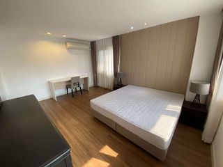 Condo en alquiler de 3 habitaciones en Watthana, Bangkok