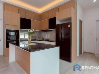 For sale 5 bedrooms house in Bang Lamung, Chonburi