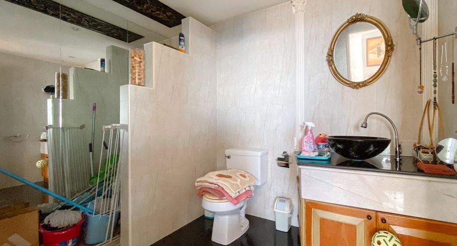 For sale 2 bedrooms condo in Bang Lamung, Chonburi