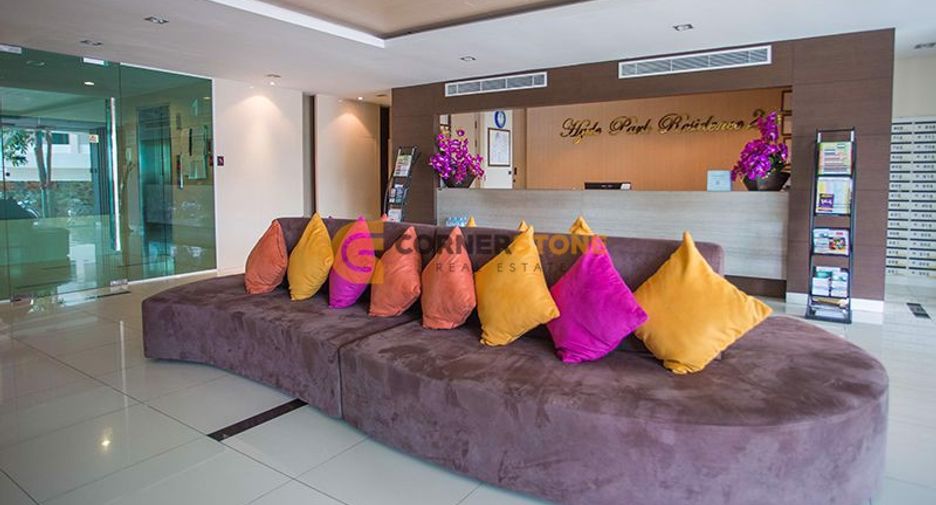 For rent and for sale 1 bed condo in Pratumnak, Pattaya