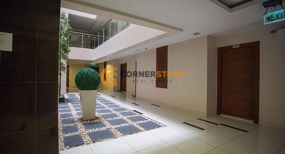 For rent and for sale 1 bed condo in Pratumnak, Pattaya