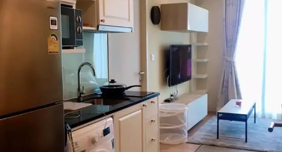 For rent 1 bed condo in Watthana, Bangkok
