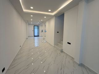 For sale 4 ベッドルーム townhouse in Bang Lamung, Chonburi