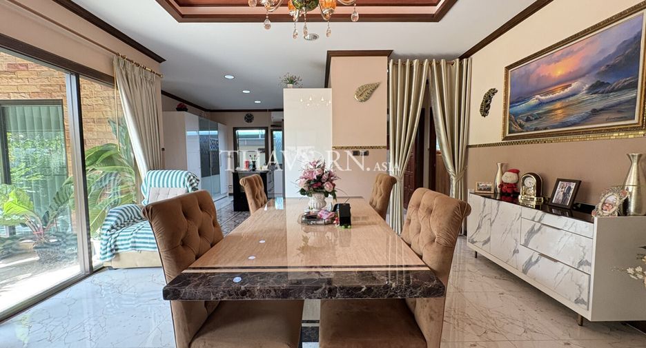 For sale 3 bedrooms house in Sattahip, Chonburi