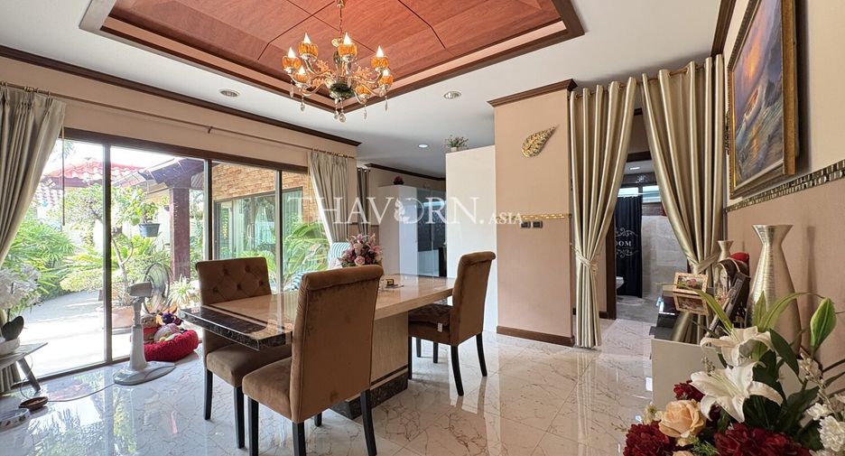 For sale 3 bedrooms house in Sattahip, Chonburi