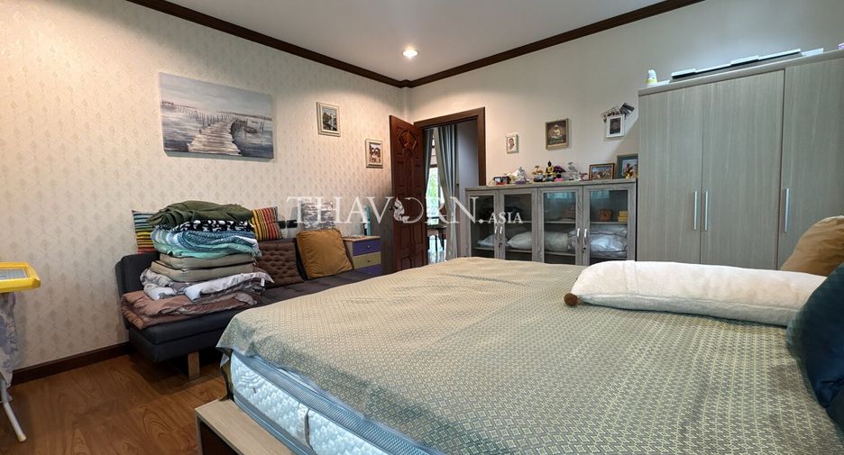 For sale 3 bedrooms house in Sattahip, Chonburi