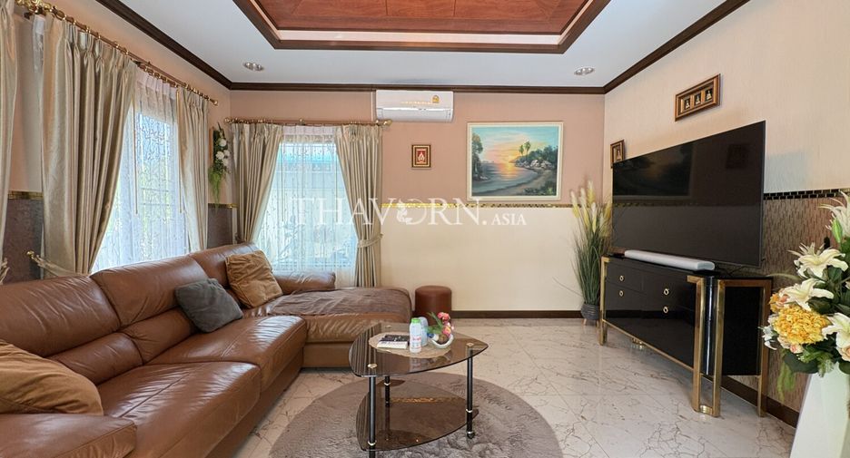 For sale 3 bedrooms house in Sattahip, Chonburi