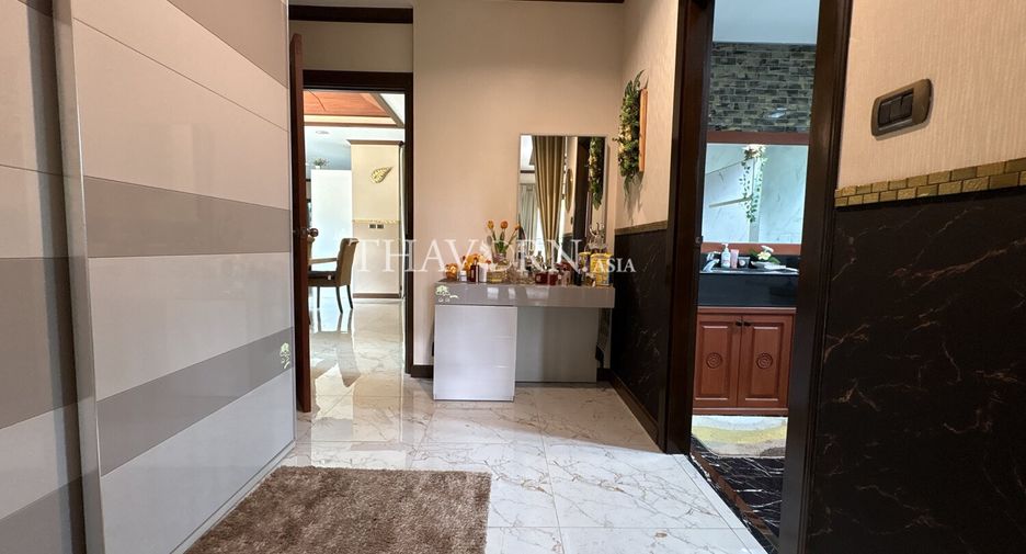 For sale 3 bedrooms house in Sattahip, Chonburi