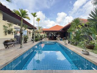 For sale 3 bedrooms house in Huay Yai, Pattaya