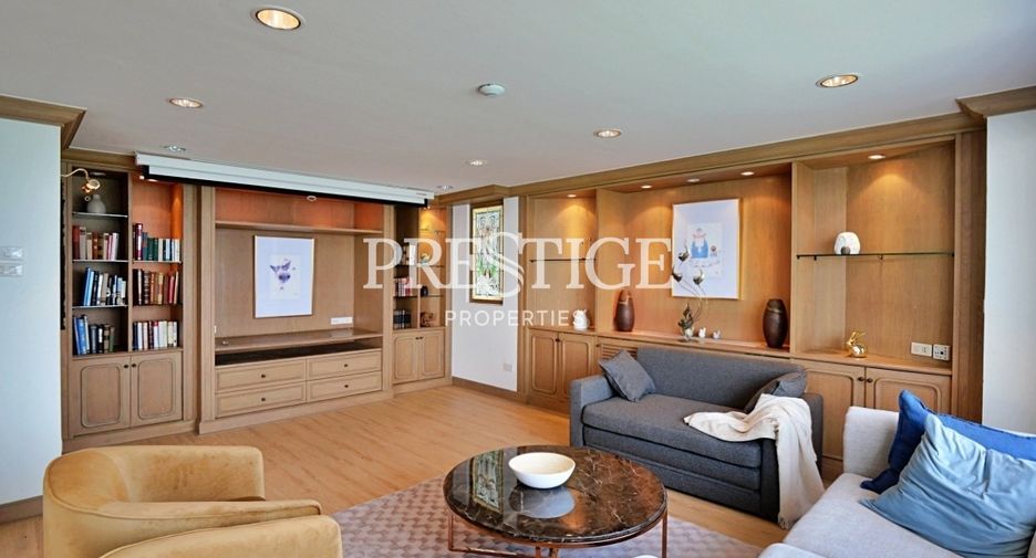 Wohnung zum Kauf mit 4 Zimmer in Pratumnak, Pattaya