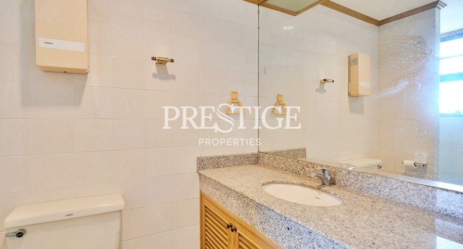 Wohnung zum Kauf mit 4 Zimmer in Pratumnak, Pattaya