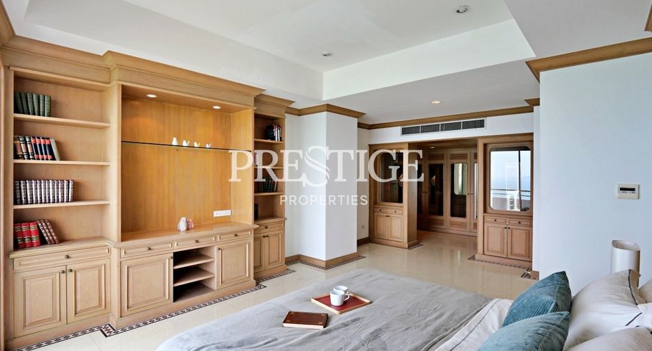 Wohnung zum Kauf mit 4 Zimmer in Pratumnak, Pattaya