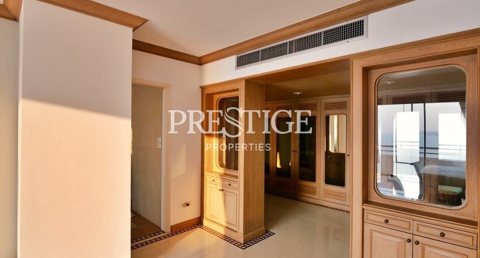 Wohnung zum Kauf mit 4 Zimmer in Pratumnak, Pattaya