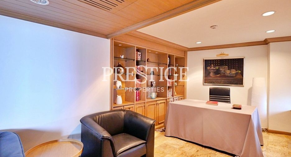 Wohnung zum Kauf mit 4 Zimmer in Pratumnak, Pattaya