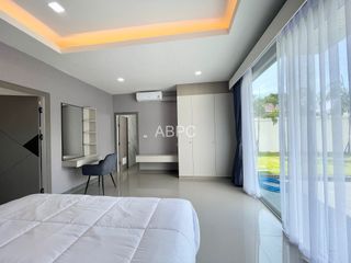 À louer et à vendre 5 chambres maison à Bang Lamung, Chonburi