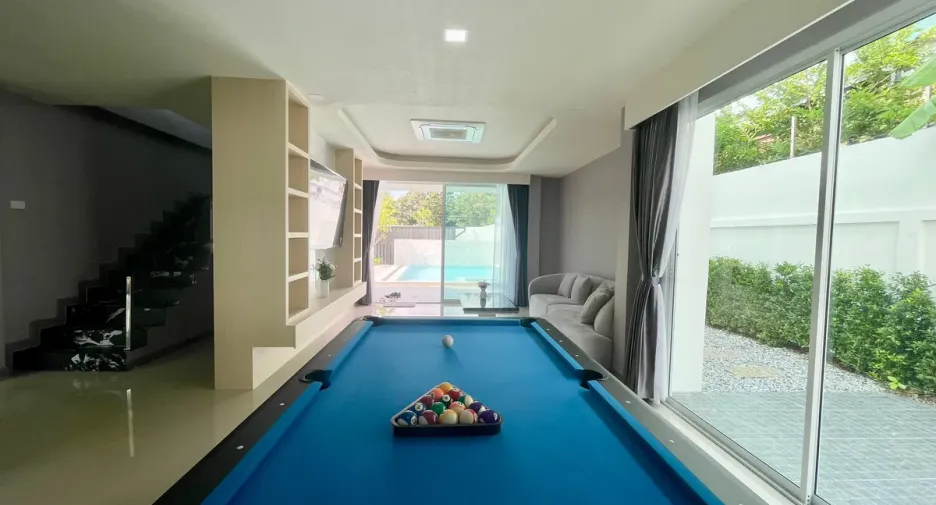 For rent and for sale 5 bedrooms house in Bang Lamung, Chonburi