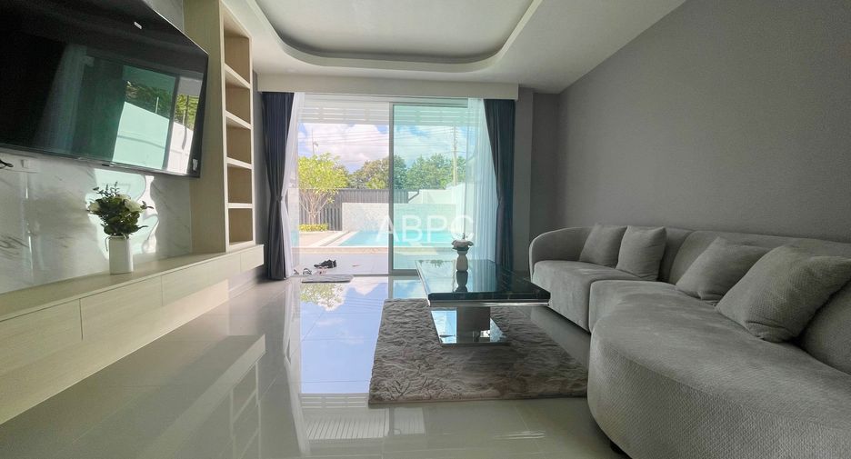 Casa en alquiler y en venta de 5 habitaciones en Bang Lamung, Chonburi