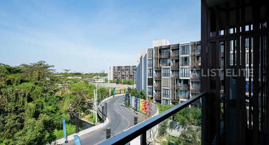 For sale 4 bedrooms condo in Suan Luang, Bangkok