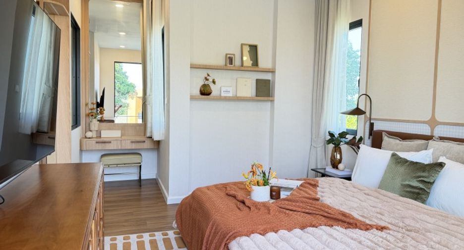Haus zum Kauf mit 4 Zimmer in Bang Lamung, Chonburi
