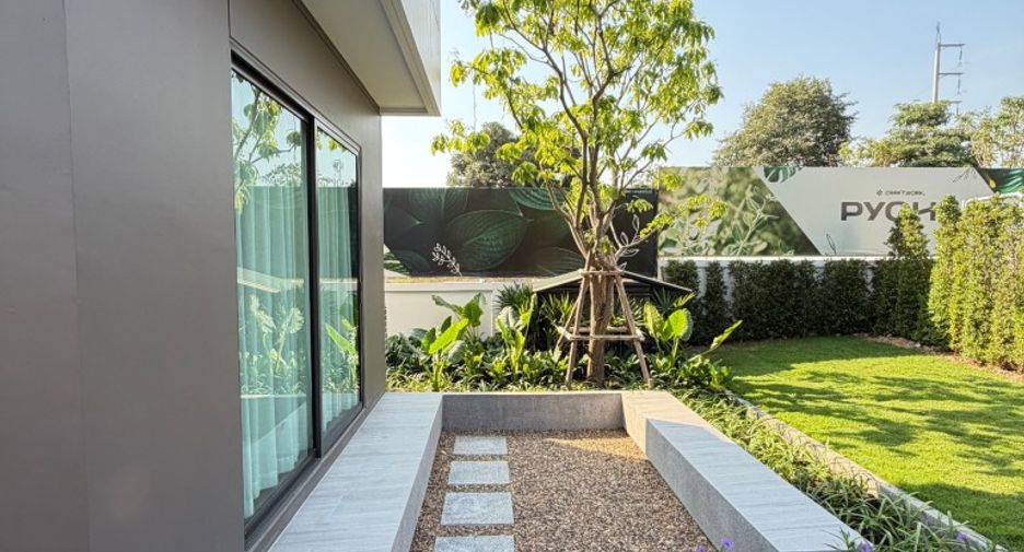 Haus zum Kauf mit 4 Zimmer in Bang Lamung, Chonburi