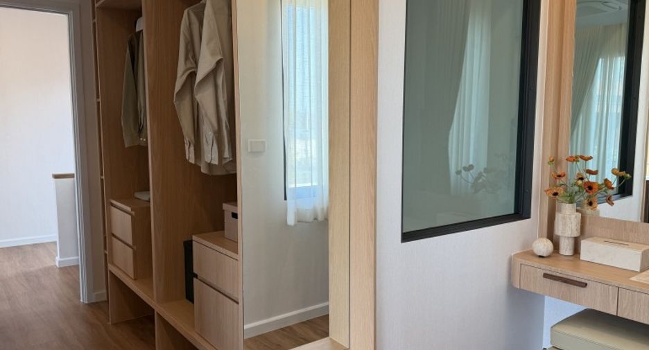 Haus zum Kauf mit 4 Zimmer in Bang Lamung, Chonburi