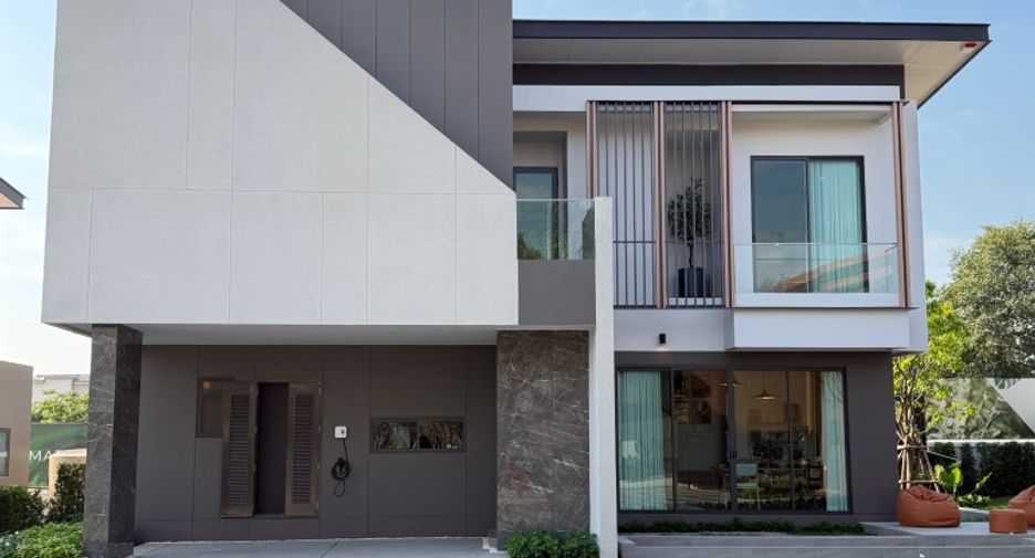 Haus zum Kauf mit 4 Zimmer in Bang Lamung, Chonburi