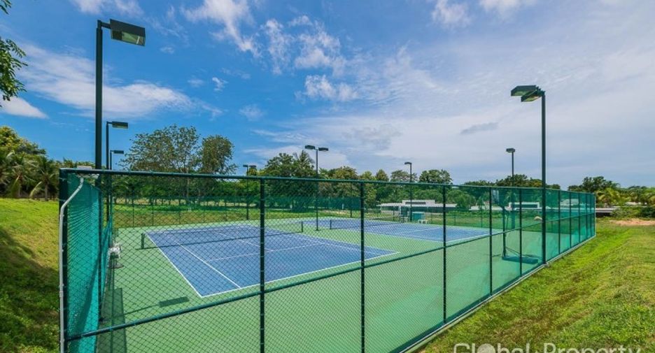 For sale 1 bed condo in Sattahip, Chonburi