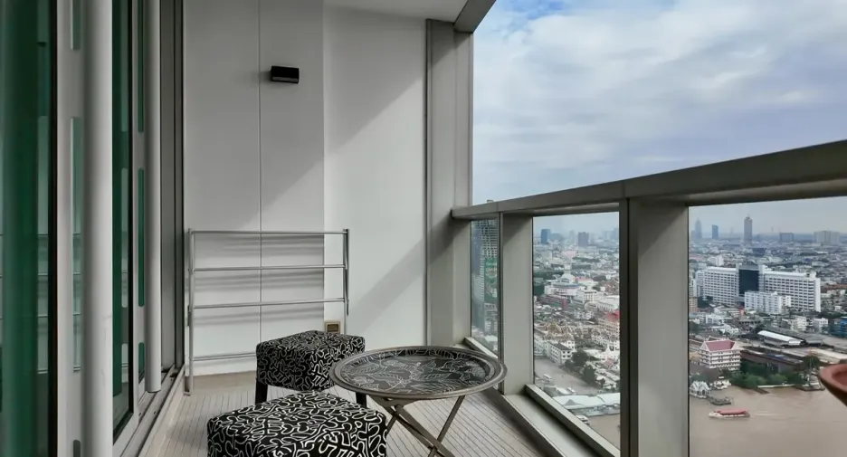À vendre 3 chambres condo à Sathon, Bangkok