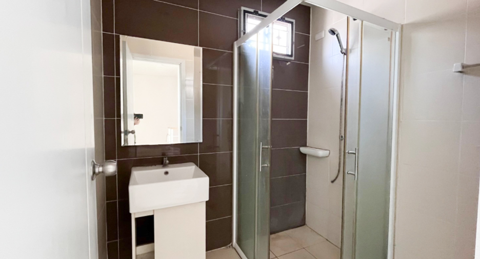À vendre 3 chambres maison de ville à Bang Yai, Nonthaburi