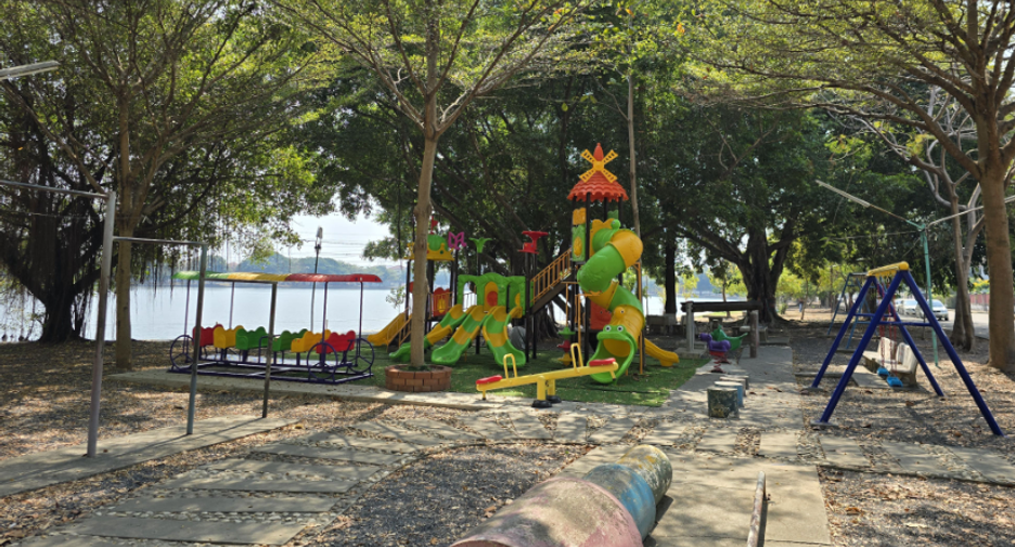 For sale 1 Beds house in Mueang Pathum Thani, Pathum Thani