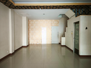 For sale 4 bedrooms townhouse in Bang Khun Thian, Bangkok
