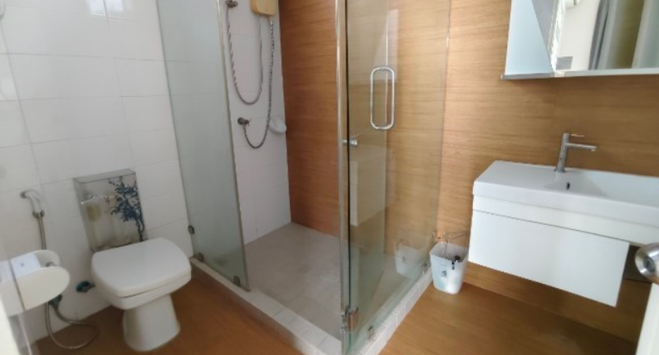 Reihenhaus zum Kauf mit 3 Zimmer in Thung Khru, Bangkok