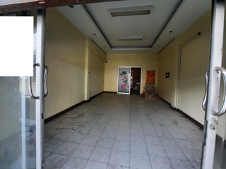 出售 5 卧室 商业空间 在 Khlong Luang, Pathum Thani