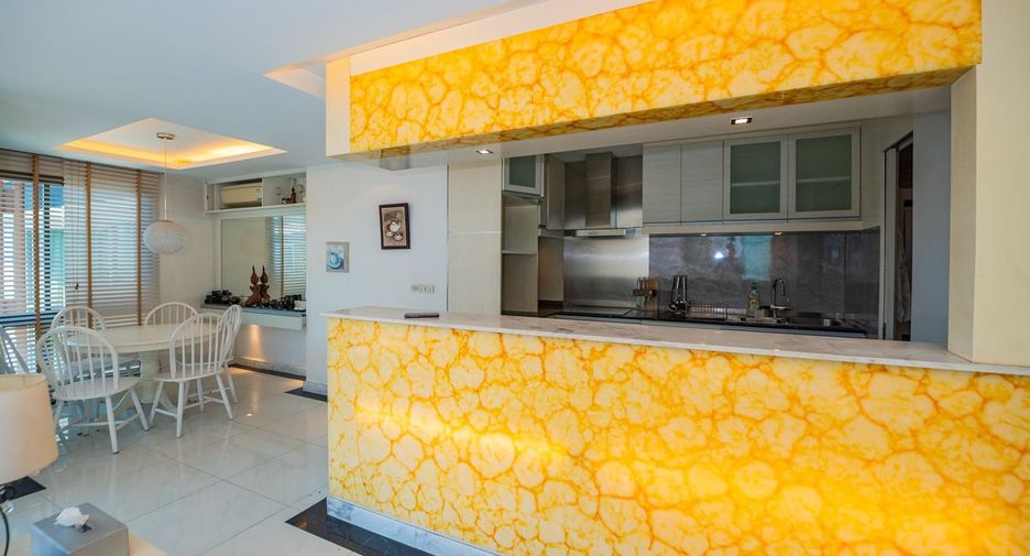 For sale 3 bedrooms condo in South Pattaya, Pattaya