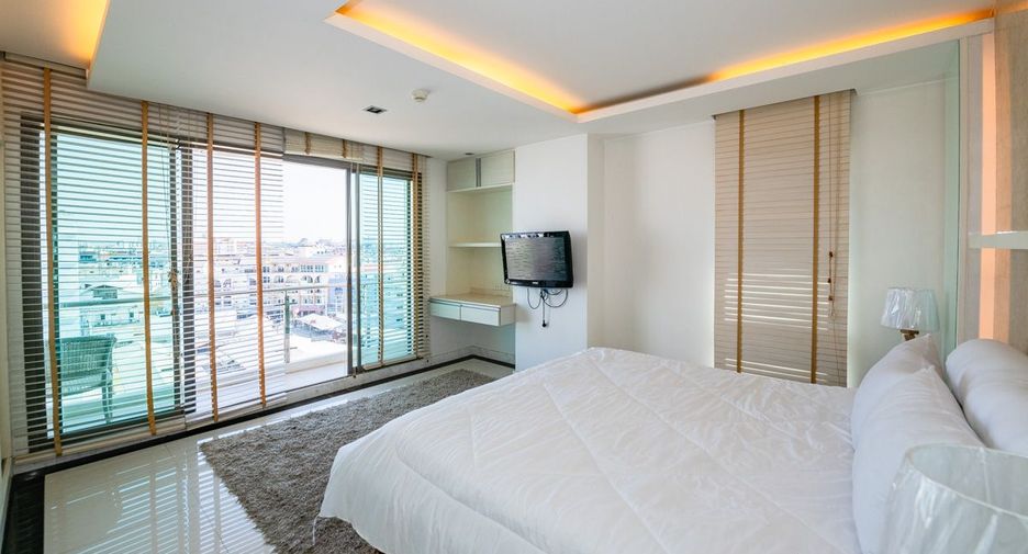 For sale 3 bedrooms condo in South Pattaya, Pattaya