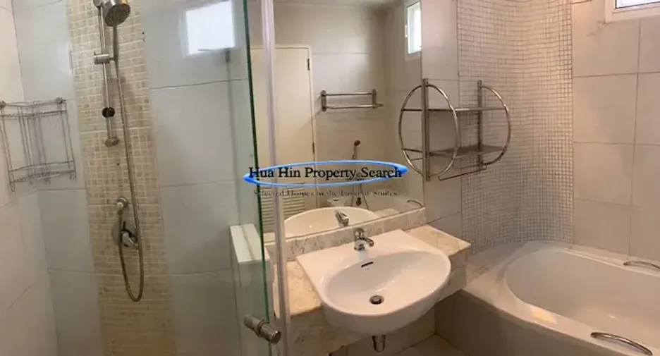 À vendre 3 chambres maison à Hua Hin, Prachuap Khiri Khan