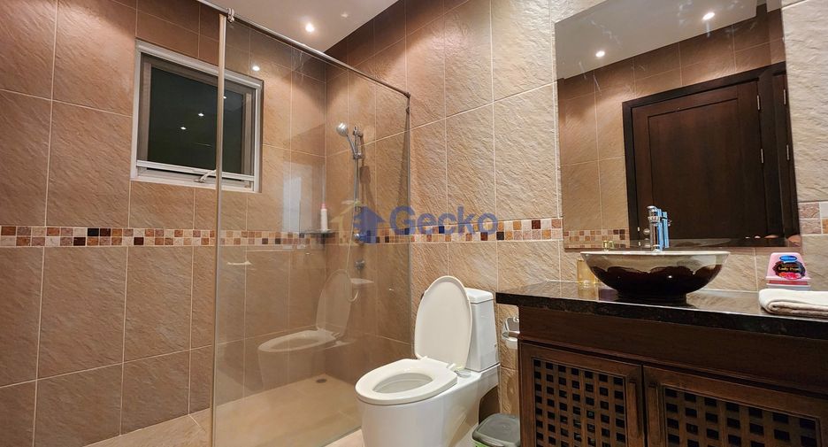 Haus zur Miete und zum Kauf mit 3 Zimmer in Bang Lamung, Chonburi